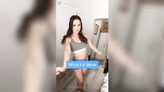 SecretLittle onlyfans big breasted bitch posing in lingerie