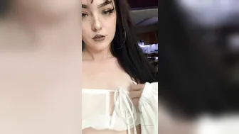 Millie Millz onlyfans luxurious bitch in no hurry to undress
