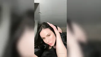 Kendra Lust onlyfans multiple videos