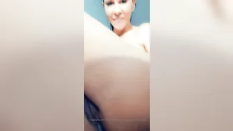 Laly Vallade onlyfans 08 September 2020