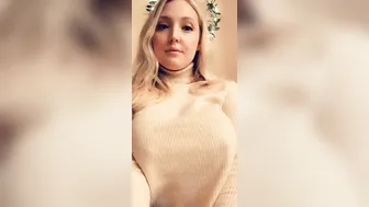 Kitten Kate onlyfans incendiary lady masturbates both holes with pleasure