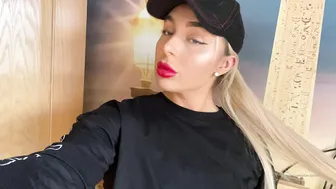 Kiera Jaston onlyfans three fingers into the vagina