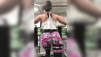 Kendra Lust onlyfans puts his fingers in the ass