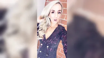 Khloeexo onlyfans Fan of pink