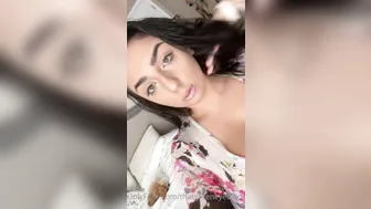 Greeneyedgirlllll onlyfans pretty lady gently masturbates cunt