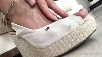 Gina Gerson onlyfans busty mare relish masturbating cunt