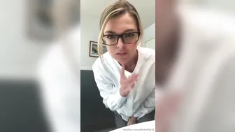 Cali Hotwife onlyfans weak on the front