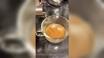 Brookelynne Briar onlyfans gorgeous bitch chatting in fries