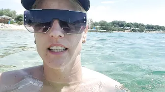 Blanche Bradburry onlyfans the naughty dolly jerks off her pussy with a phallus