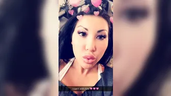 August Taylor onlyfans fucks herself with different sized dicks