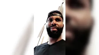 August Taylor onlyfans Spicy nipple