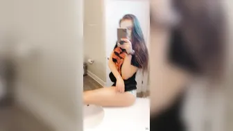 Ally Hardesty onlyfans Busty chick