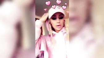 Alicia Amira onlyfans Chubby blonde