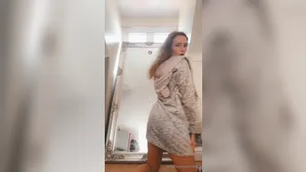 Abbyj onlyfans stunning slut dabbles with dildo