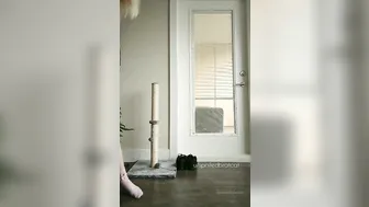 spoiledbratcat onlyfans pretty lady gently masturbates cunt