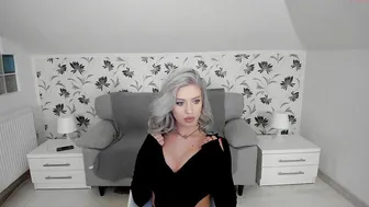 i_am_sarahxxx gorgeous slut shows big ass