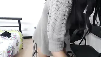 horse_dick_ gorgeous confused handjob pussy