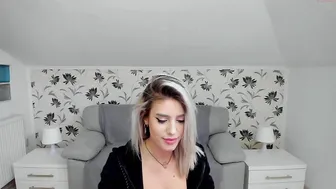 i_am_sarahxxx solid beast furiously fucks holes