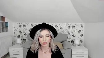 i_am_sarahxxx Adorable lesbians