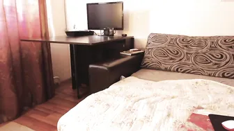 gloryfor1molly cute slut fucks pussy with dildos