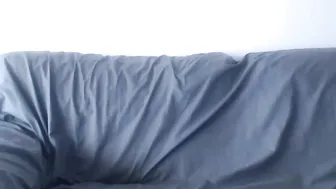 anacam Naughty bitch fucks pussy