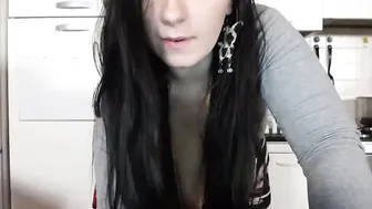 dolce4you69 Crazy chick demonstrates sexy body