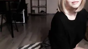 donkey_ponkey Bewitching bitch cums sweetly