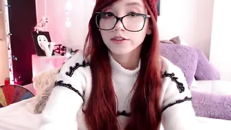 valerymont Delightful bitch exposes sexy body