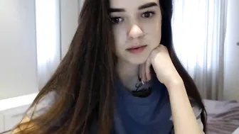 kimmyskiss cute bitch showed pink pussy