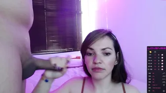 dayana_frank nude girlfriends caressed on the floor