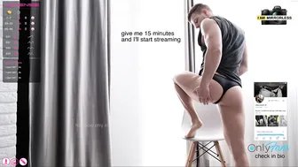 sofi_look_ loud female squeals from a great handjob