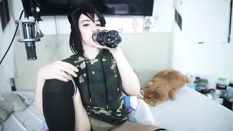 lana_rain Juicy brunette