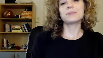 kosherpussy cute chick fucks herself with sex toys