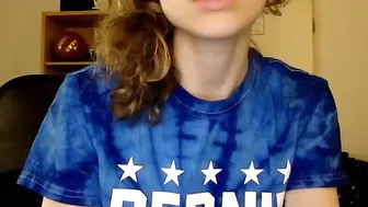 kosherpussy charming shows off her tits.