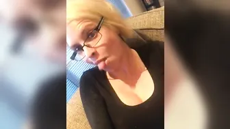 Liberty Harkness  chic striptease