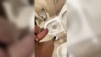 Alice Marques  skillful slut jerks off