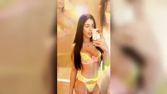 Alice Marques  excellent body gives pussy