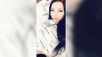 iammery  big breasted  girl