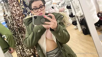 Scarlett_Jones Blonde bitch