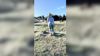 Scarlett_Jones shines pussy and caresses big tits