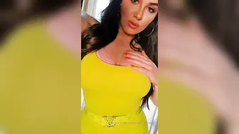 Scarlett_Jones petite slut masturbates with her fingers