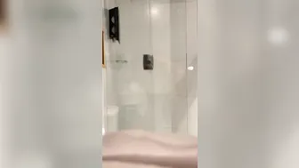 Gabriella De Carvalho aka gabridecarvalho erotic gymnast effectively changes poses