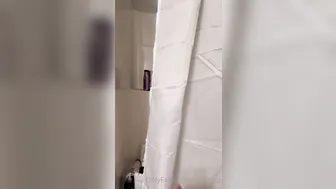 Tessa Winters depraved beauty masturbates pussy