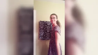 Jojo Hunt Redheaded chick