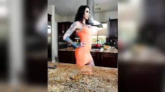 Chelsea Marie aka xxxchelseamarie gorgeous girl finished from a rich handjob