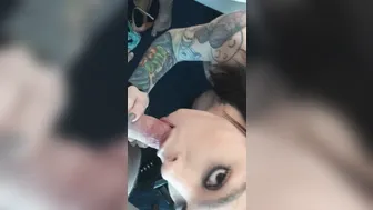 Chelsea Marie aka xxxchelseamarie lustful mare fucks both holes