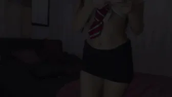 Mariah_Leonne golden rain