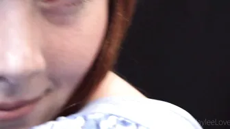 Haylee_Love experienced woman paws lips sex