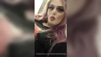 Tatianathebody slut slut twirling elastic ass