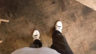 ManyVids.com Bad_Dolly courtesan takes off her tights